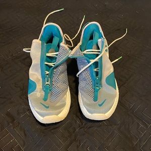 pg 4 basketball shoes